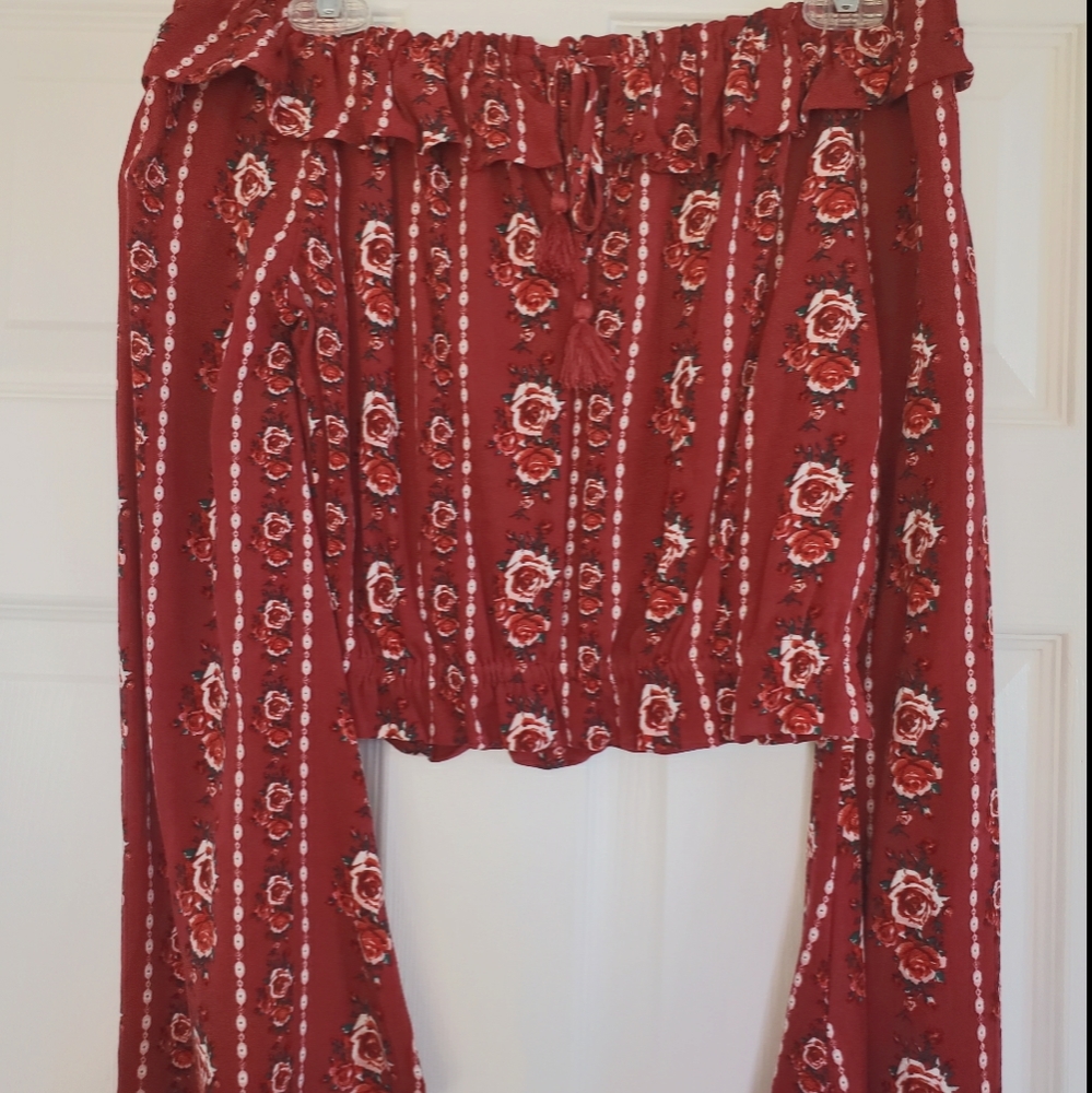 Long Sleeve Boho Crop Top